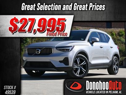 Used 2025 Volvo XC40 B5 Core