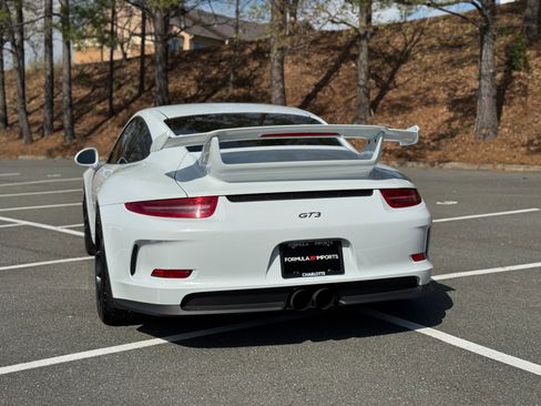 Used 2015 Porsche 911 GT3 image 9
