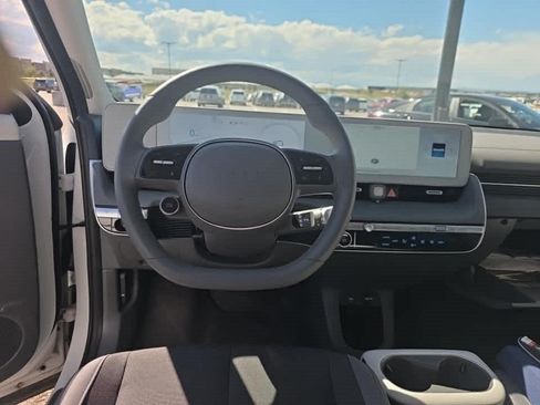 Certified 2024 Hyundai Ioniq 5 SEL AWD/4WD image 9