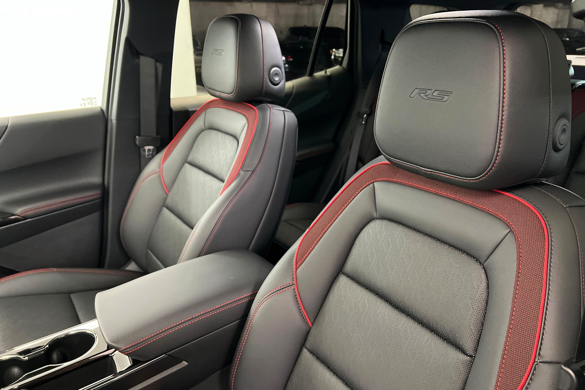 New 2027 Chevrolet Equinox RS w/ Safety and Technology Package AWD/4WD image 17
