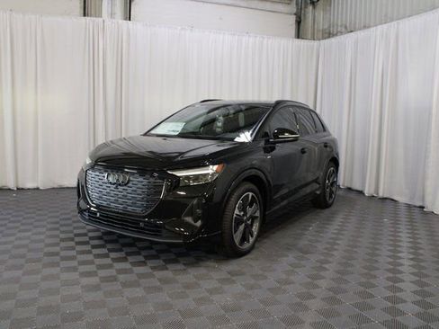 Used 2025 Audi Q4 e-tron Premium Plus AWD/4WD image 30