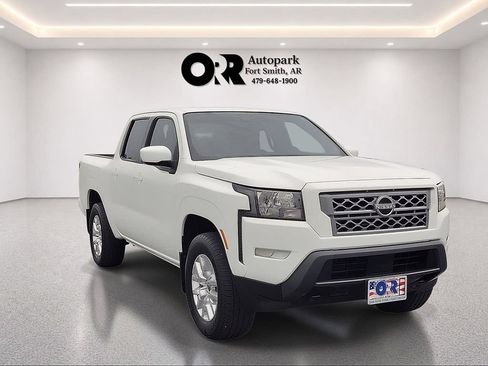 Used 2023 Nissan Frontier SV w/ SV Convenience Package AWD/4WD image 1