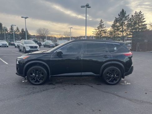Certified 2023 Nissan Rogue SV w/ SV Premium B Package image 4