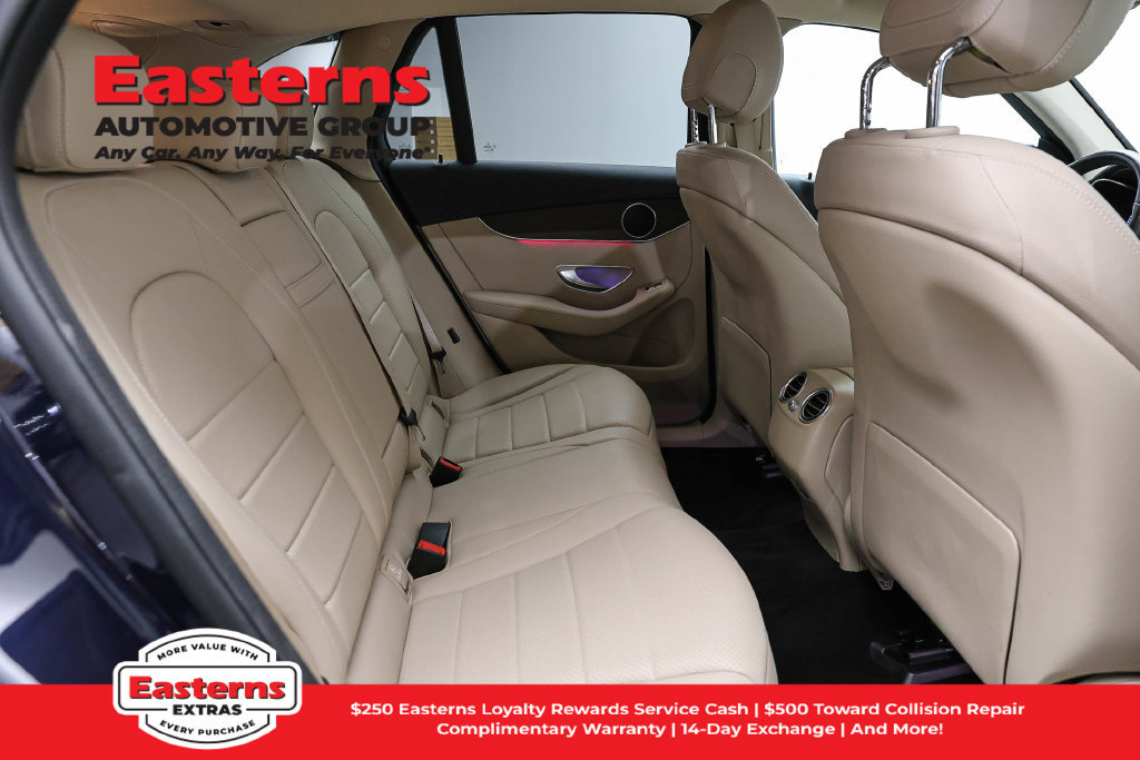 Used 2022 Mercedes-Benz GLC 300 4MATIC image 25