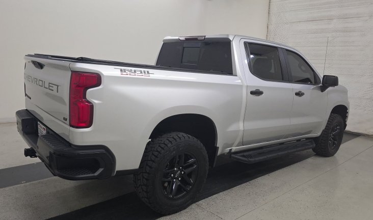 Used 2020 Chevrolet Silverado 1500 LT Trail Boss AWD/4WD image 2