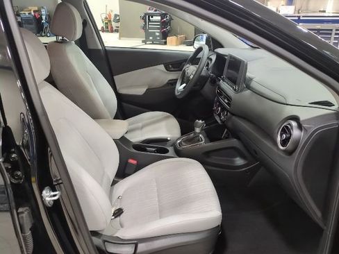 Used 2023 Hyundai Kona SEL image 8