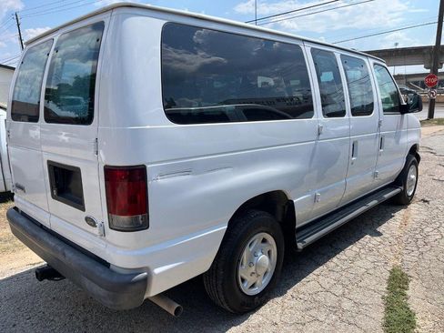 Used 2007 Ford E-150 and Econoline 150 XL image 4