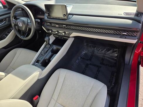 Used 2024 Honda Accord EX image 22
