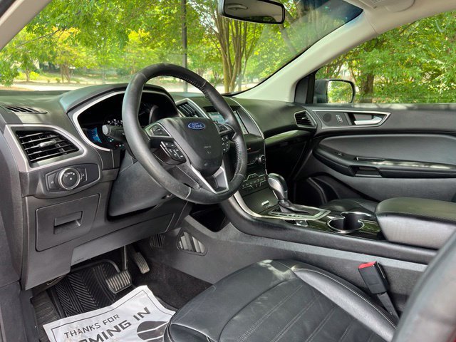 Used 2016 Ford Edge SEL w/ Equipment Group 201A AWD/4WD image 11