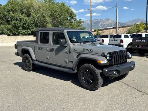 Certified 2023 Jeep Gladiator Sport AWD/4WD image 10