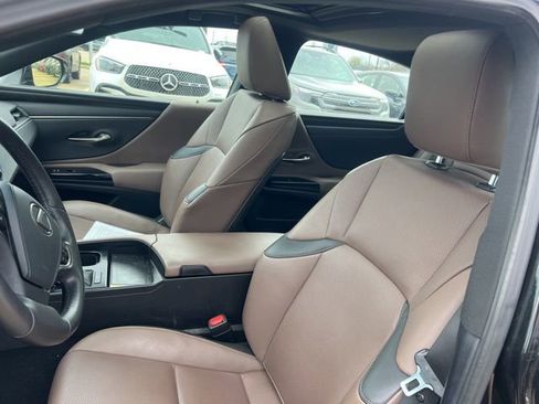 Used 2024 Lexus ES 350 w/ Premium Package FWD image 7