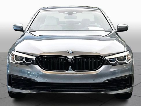 Used 2019 BMW 530i w/ Luxury Seating Package image 3