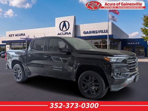 Used 2024 Chevrolet Colorado Z71 w/ Z71 Convenience Package 2 AWD/4WD image 1