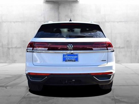 New 2026 Volkswagen Atlas Cross Sport SE image 6