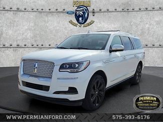 Used 2023 Lincoln Navigator L Reserve video 1
