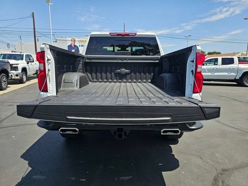 New 2026 Chevrolet Silverado 1500 LT Trail Boss w/ LT Trail Boss Premium Package AWD/4WD image 15