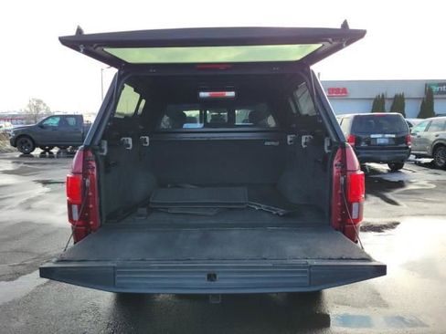 Used 2018 Ford F150 Platinum w/ Equipment Group 701A Luxury image 13