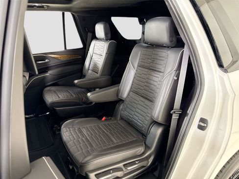 Used 2023 Cadillac Escalade Sport Platinum AWD/4WD image 22