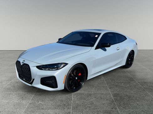 Used 2024 BMW 430i Coupe w/ M Sport Package image 3