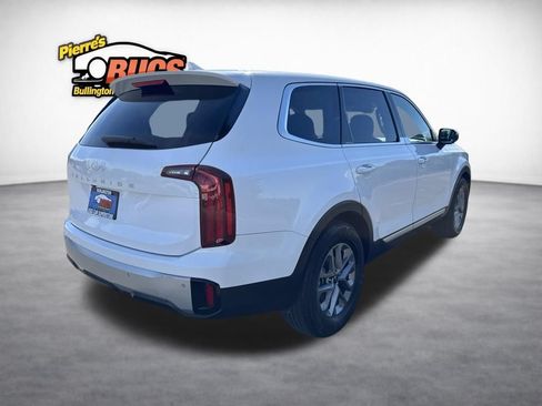 Used 2023 Kia Telluride LX FWD image 5