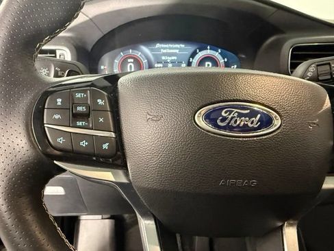 Used 2023 Ford Explorer ST w/ Equipment Group 401A AWD/4WD image 17