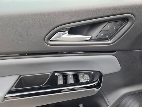 Used 2025 Honda Prologue Touring image 18