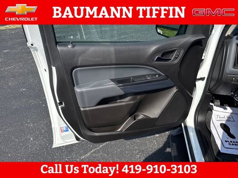 Used 2017 Chevrolet Colorado Z71 AWD/4WD image 19