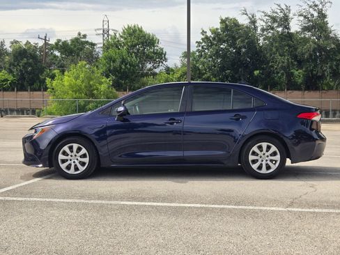 Used 2020 Toyota Corolla LE FWD image 7