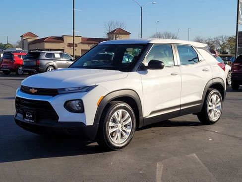 Used 2021 Chevrolet TrailBlazer LS image 9