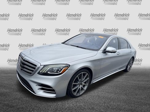 Used 2019 Mercedes-Benz S 560 Sedan image 5