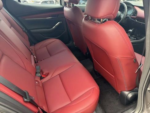 New 2026 MAZDA MAZDA3 2.5 S Hatchback w/ Premium Pkg image 30