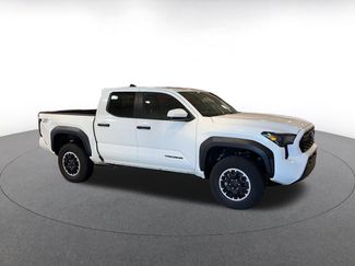 Used 2025 Toyota Tacoma TRD Off-Road video 2