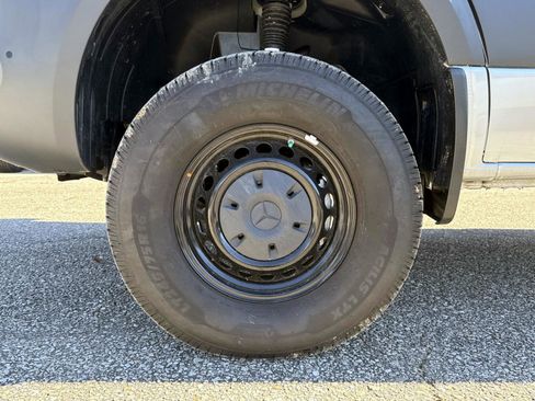 Used 2024 Mercedes-Benz Sprinter 144 Cargo image 9