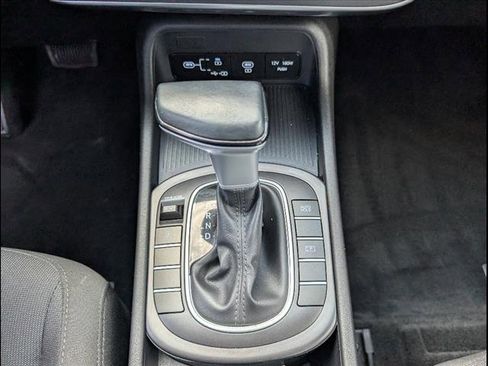 Used 2025 Hyundai Kona SEL image 13