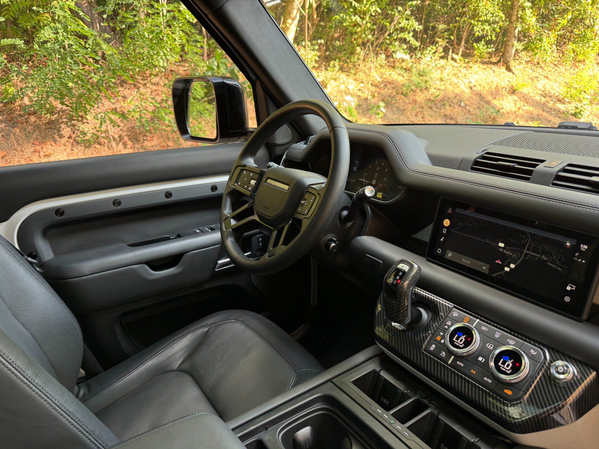 Used 2023 Land Rover Defender 110 X-Dynamic SE AWD/4WD image 20