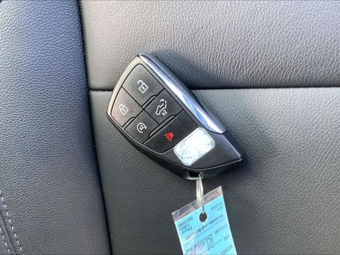 Used 2023 Chevrolet Silverado 1500 LT Trail Boss w/ LT Trail Boss Premium Package image 14