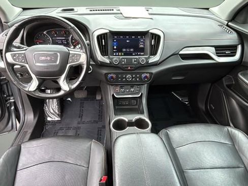 Used 2020 GMC Terrain SLT w/ Preferred Package image 16