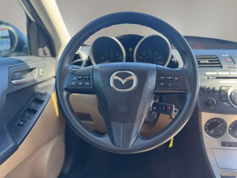 Used 2011 MAZDA MAZDA3 i Touring FWD image 14