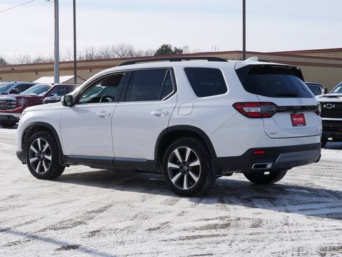 Used 2023 Honda Pilot Elite image 5