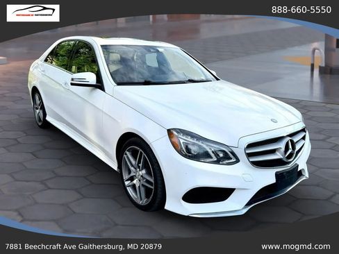 Used 2016 Mercedes-Benz E 400 4MATIC Sedan image 6