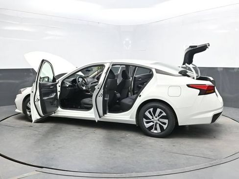 Used 2021 Nissan Altima 2.5 S FWD image 43
