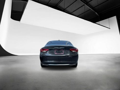 Used 2016 Chrysler 200 Limited image 20