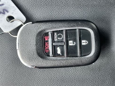 Certified 2026 Honda HR-V Sport image 21