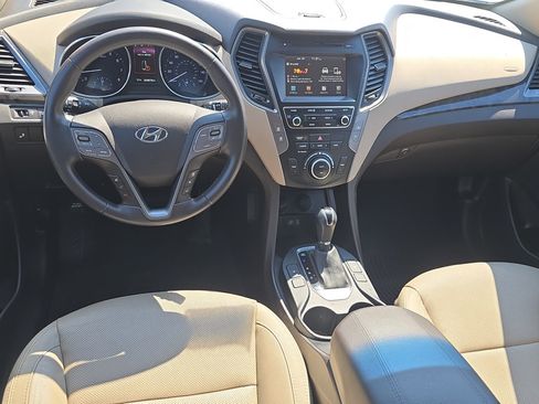 Used 2017 Hyundai Santa Fe Sport AWD/4WD image 18