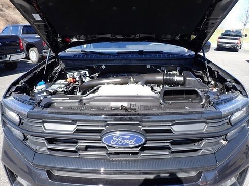 Used 2025 Ford Expedition Max Active image 15