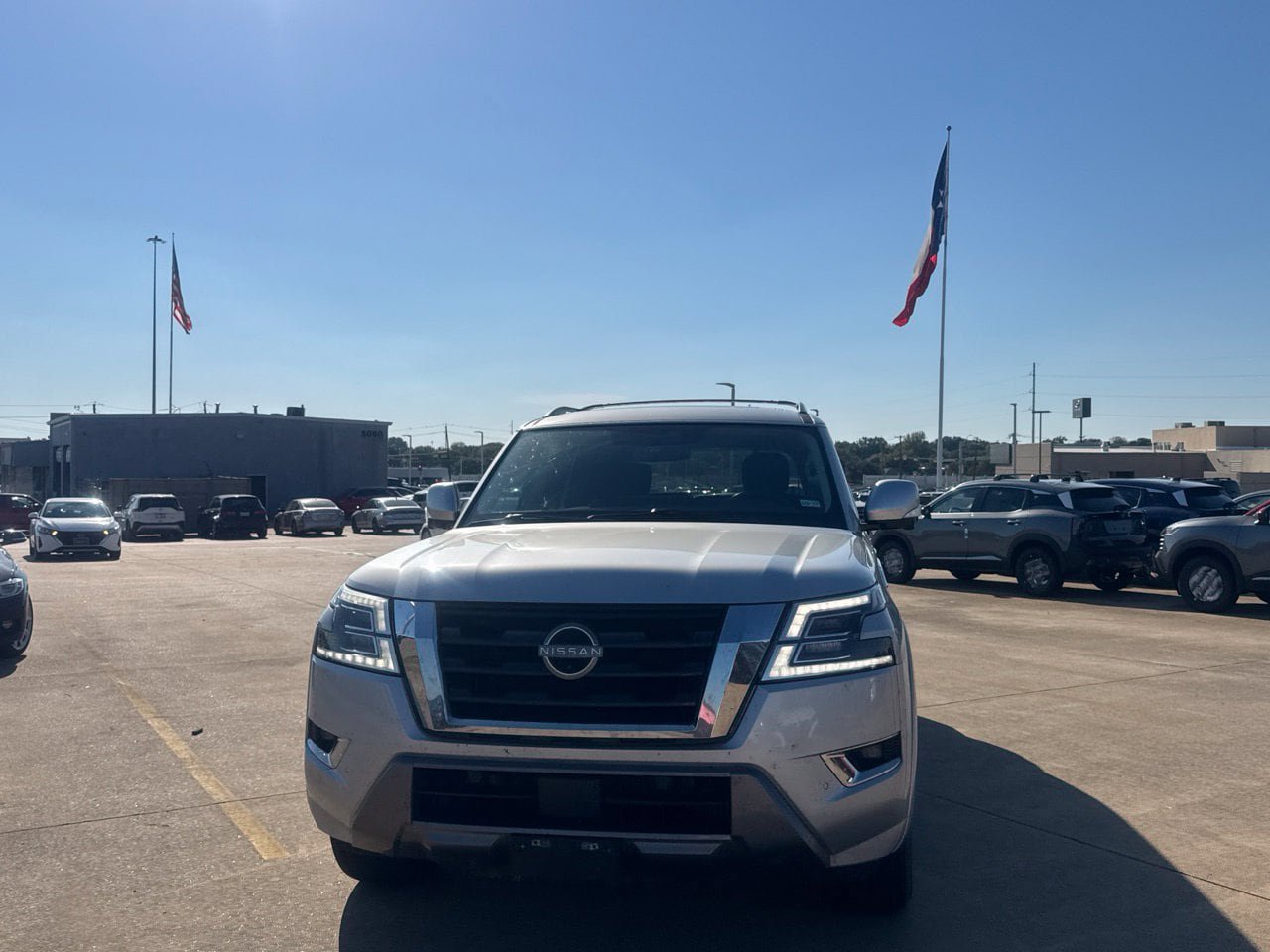 Certified 2023 Nissan Armada SL w/ Captain's Chairs Package AWD/4WD image 7