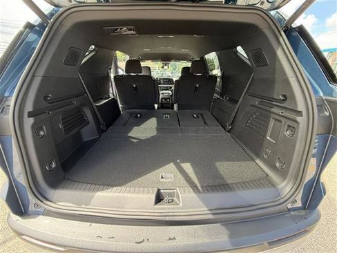 New 2026 Chevrolet Traverse LT w/ LPO, Floor Liner Package image 29