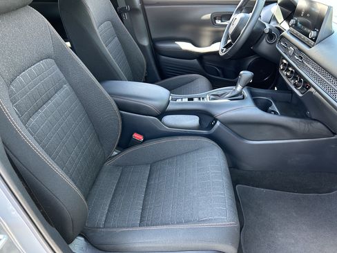 Used 2024 Honda HR-V Sport image 9