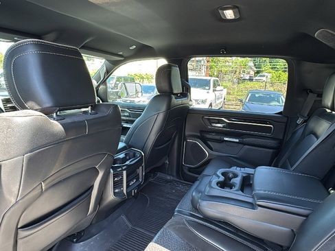 Used 2019 RAM 1500 Laramie w/ Sport Appearance Package AWD/4WD image 31