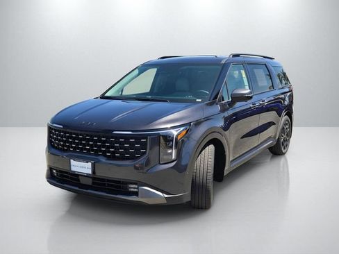 New 2026 Kia Carnival SX w/ SX Dark Edition Package FWD image 3